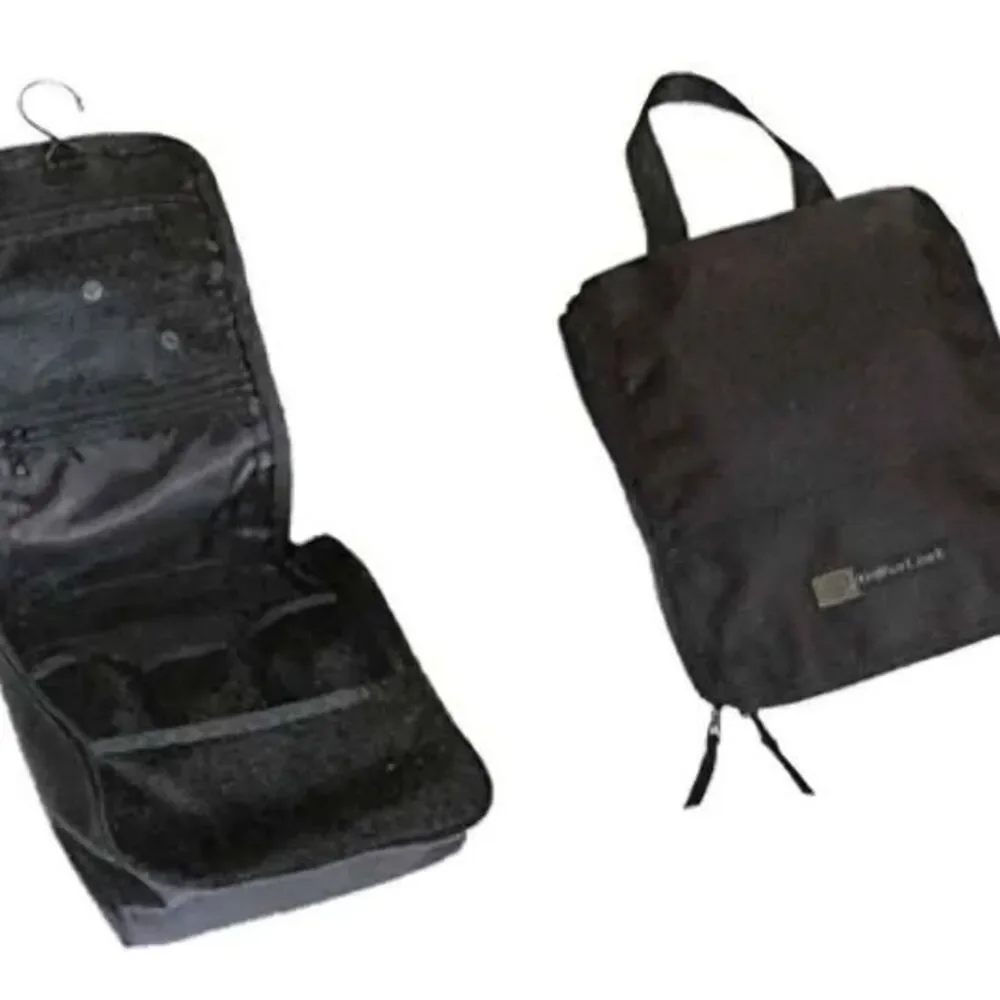 Buxton Hanging Utility / Travel Kit, Black - NEW, in the plastic